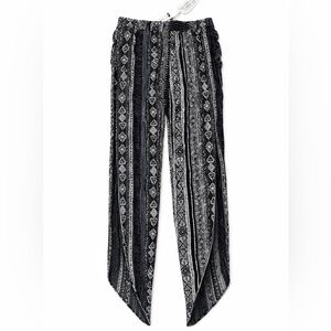 Flowy Black and White Patterned Split Pants